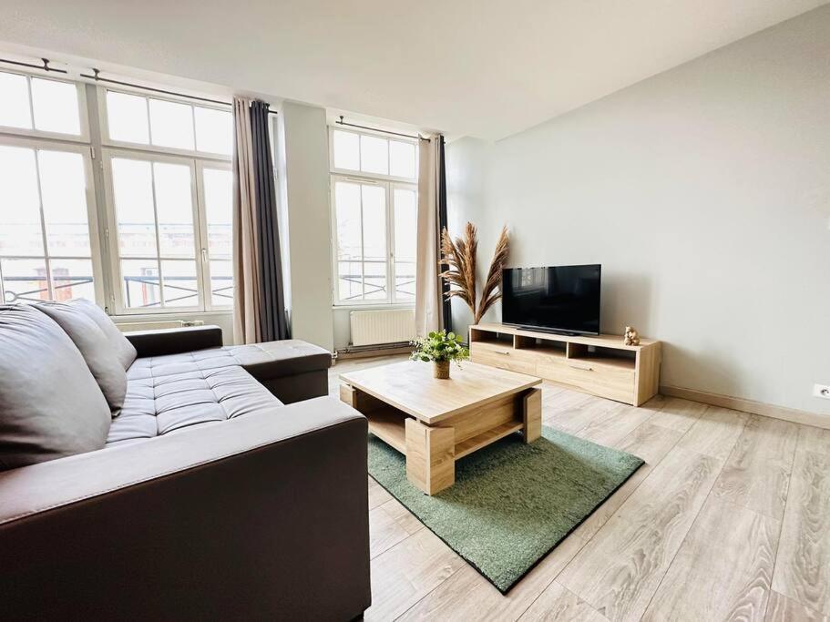 Au Coeur De Bruyeres Apartment Bagian luar foto